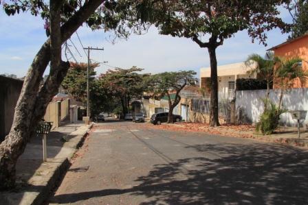 Rua Estevão de Oliveira, considerada a mais bonita do bairro 