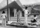 Feira organizada pelo Gav em 1974 no passeio em frente  Igreja do Chapu